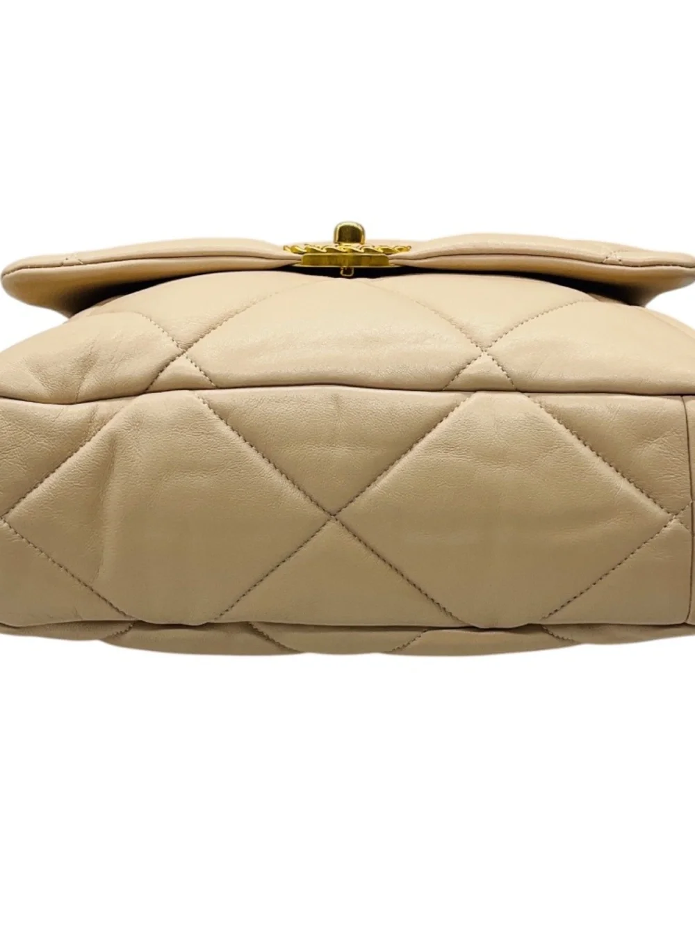 CHANEL BEIGE 2020 QUILTED LAMBSKIN LEATHER MEDIUM CHANEL 19 FLAP SHOULDER BAG WI